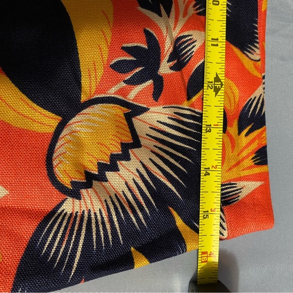 J. Crew Pink Midi Pencil Skirt for Casual Resort Wear - Picture 6 of 13